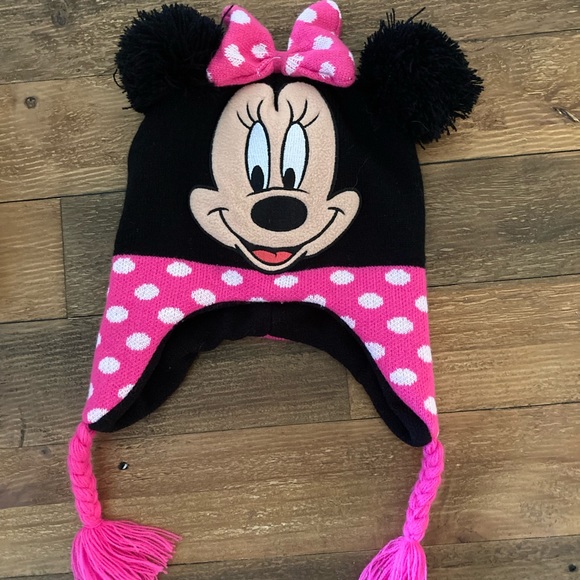 Minnie Mouse polka dot winter hat Disney